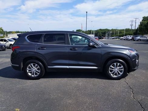 Used 2020 Hyundai Santa Fe SE AWD/4WD image 3