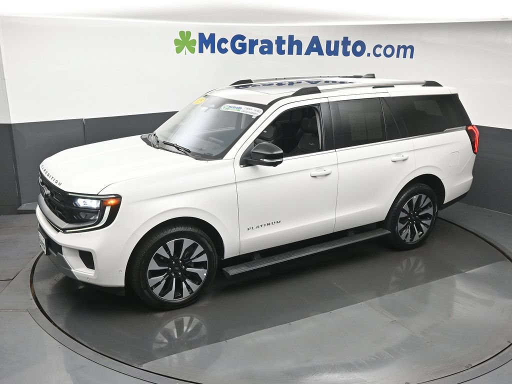 Used 2025 Ford Expedition Platinum w/ Driver's Package AWD/4WD image 26