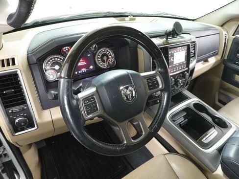 Used 2018 RAM 1500 Limited RWD image 27