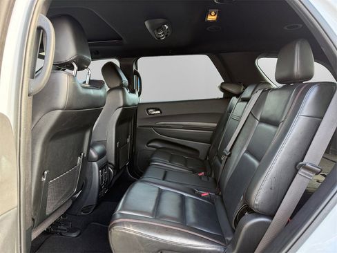 Used 2023 Dodge Durango GT image 13