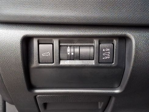 Used 2026 Subaru Forester Premium AWD/4WD image 26