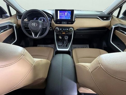 Used 2023 Toyota RAV4 XLE Premium AWD/4WD image 32