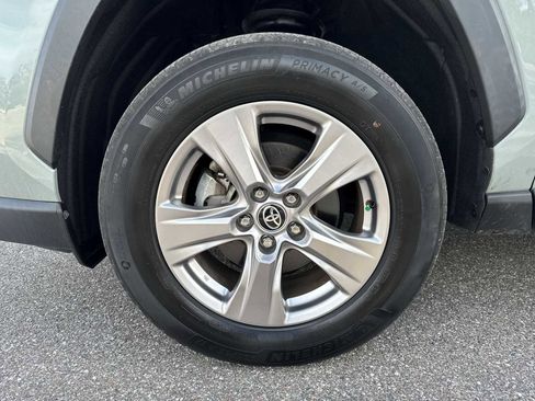 Used 2022 Toyota RAV4 XLE image 12