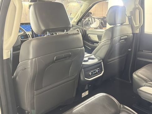 Certified 2025 Ford Expedition Active RWD image 21