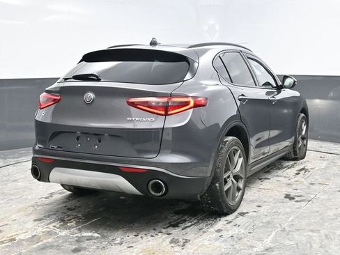Used 2018 Alfa Romeo Stelvio Ti Sport image 6