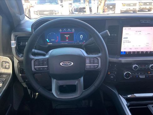 Certified 2025 Ford F450 Lariat w/ Chrome Package image 6