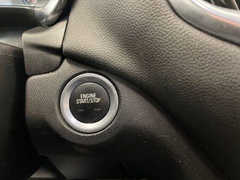 Used 2018 Chevrolet Equinox LT AWD/4WD image 26