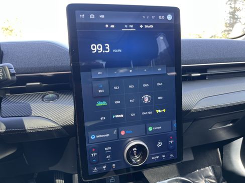 Used 2023 Ford Mustang Mach-E Premium image 6