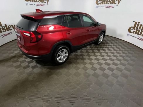 Certified 2023 GMC Terrain SLE image 8
