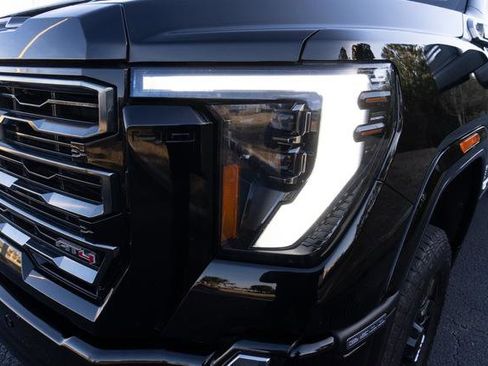 Used 2024 GMC Sierra 2500 AT4 w/ AT4 Premium Plus Package image 38