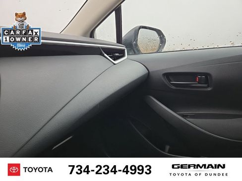 Used 2025 Toyota Corolla LE image 32
