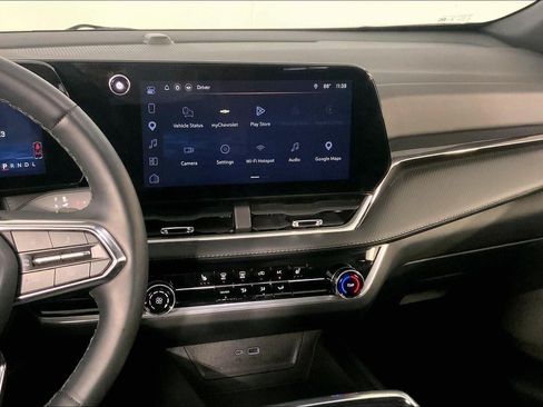 Used 2026 Chevrolet Equinox LT FWD image 6