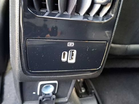 Certified 2025 Jeep Compass Limited w/ Elite Group AWD/4WD image 11