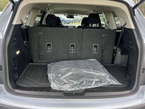 Used 2025 Subaru Ascent Premium w/ Popular Package #2 image 18