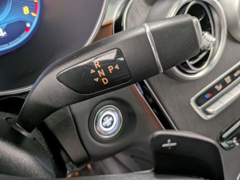 Used 2021 Mercedes-Benz GLC 300 4MATIC image 18