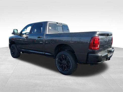 New 2026 RAM 2500 Big Horn AWD/4WD image 6