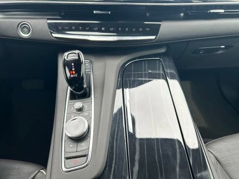 Certified 2024 Cadillac Escalade Sport w/ LPO, ONYX Package AWD/4WD image 19