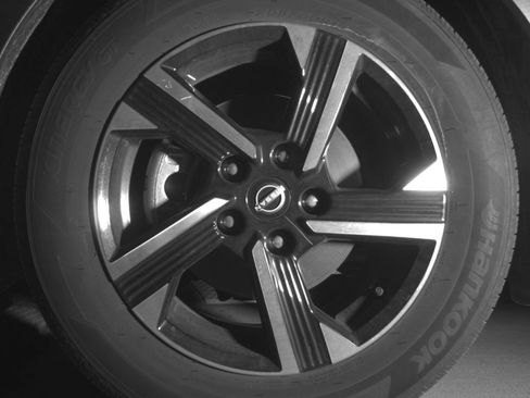 Used 2025 Nissan Sentra SV FWD image 15