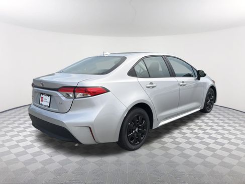 Certified 2024 Toyota Corolla LE FWD image 17