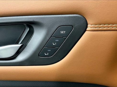 New 2026 Nissan Pathfinder Platinum AWD/4WD image 31