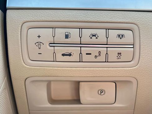 Used 2018 Genesis G80 5.0 Ultimate image 42