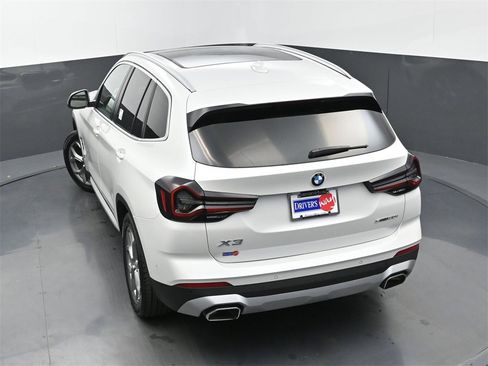 Used 2023 BMW X3 sDrive30i w/ Premium Package image 37