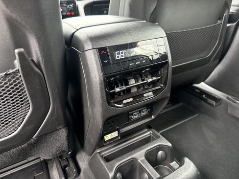 Used 2024 Jeep Grand Cherokee L Laredo AWD/4WD image 24