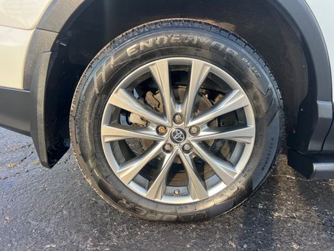 Used 2017 Toyota RAV4 Limited AWD/4WD image 45