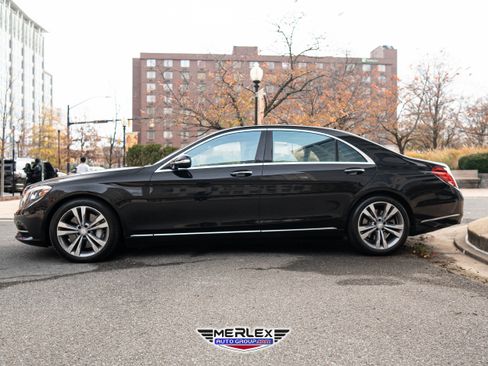 Used 2016 Mercedes-Benz S 550 4MATIC Sedan image 4