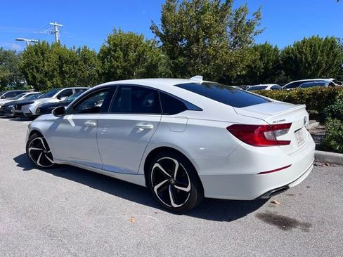 Used 2019 Honda Accord Sport image 4