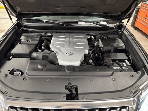 Used 2023 Lexus GX 460 Premium image 29