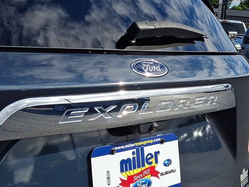 Certified 2023 Ford Explorer XLT AWD/4WD image 29