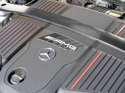 Used 2025 Mercedes-Benz CLE 53 AMG 4MATIC Coupe image 9