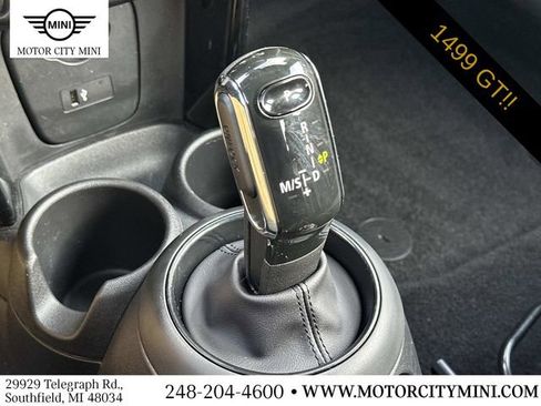 Used 2021 MINI Cooper 2-Door Hardtop image 34