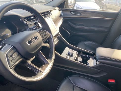 Used 2022 Jeep Grand Cherokee L Limited w/ Trailer Tow Group (B) image 7