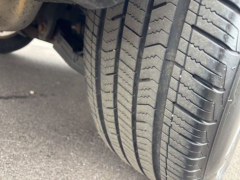 Used 2016 Kia Sorento LX image 55