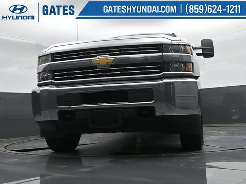 Used 2017 Chevrolet Silverado 3500 W/T AWD/4WD image 37