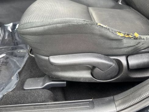 Used 2013 MAZDA MAZDA3 i SV image 13