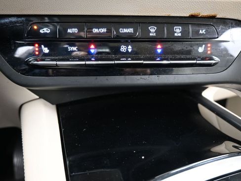 Used 2023 Buick Envision Preferred image 25