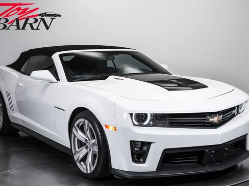 Used 2013 Chevrolet Camaro ZL1 RWD image 15
