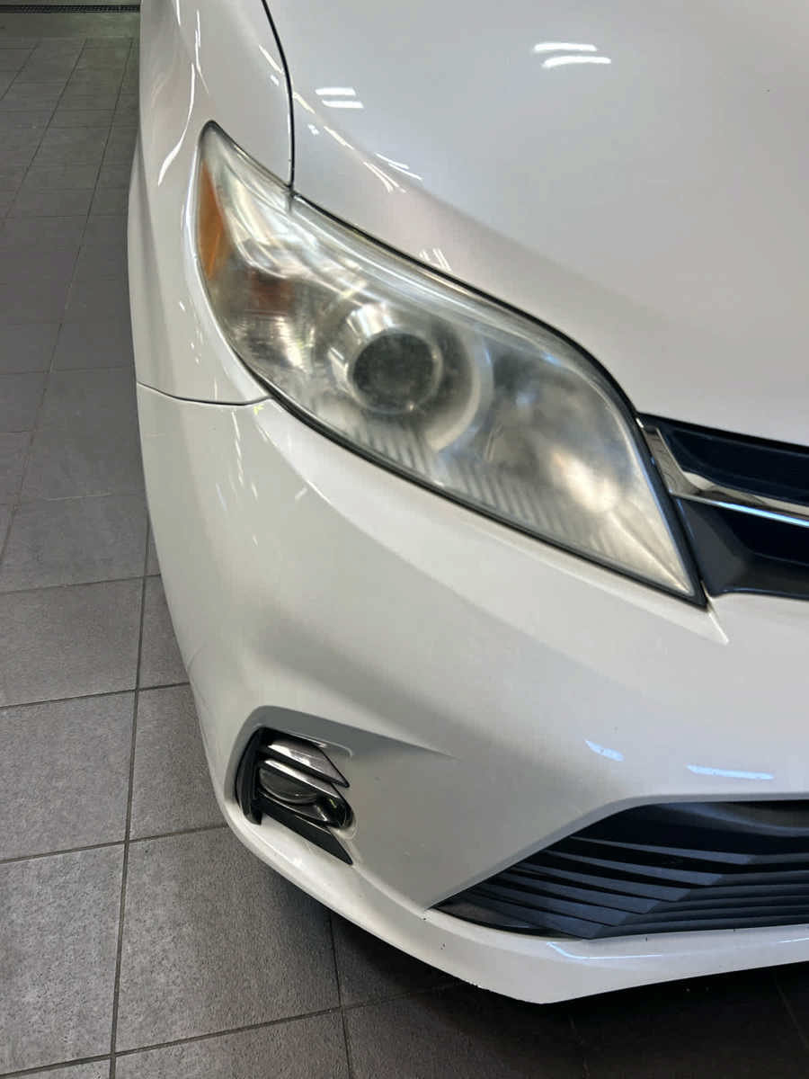 Used 2019 Toyota Sienna XLE FWD image 4