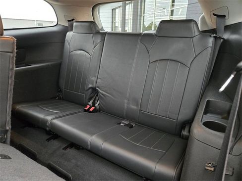 Used 2016 Buick Enclave Leather image 5