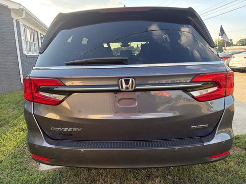Used 2021 Honda Odyssey Touring image 9