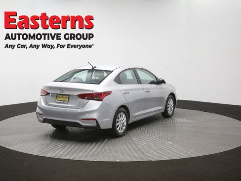 Used 2022 Hyundai Accent SEL FWD image 42