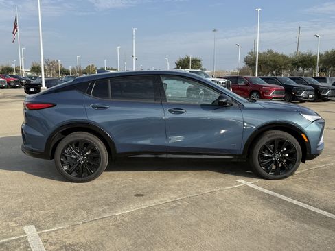 New 2026 Buick Envista Sport Touring w/ Convenience I Package image 3