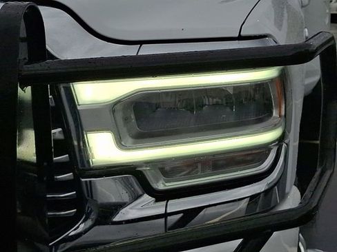 Used 2024 RAM 3500 Laramie AWD/4WD image 9