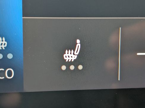 Used 2023 Volkswagen ID.4 2WD image 33