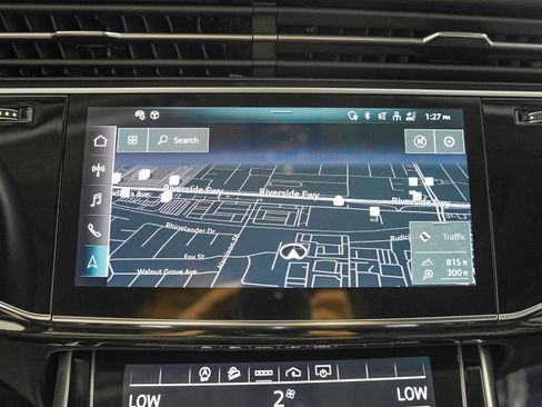 Used 2023 Audi Q7 2.0T Premium w/ Convenience Package image 22