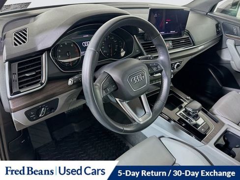 Used 2023 Audi Q5 2.0T Premium w/ Convenience Package image 10