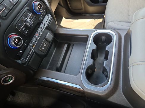 Certified 2022 Chevrolet Silverado 1500 RST w/ Z71 Off-Road Package AWD/4WD image 25